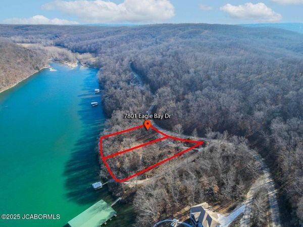 7801 EAGLE BAY DRIVE, Gravois Mills, MO 65037