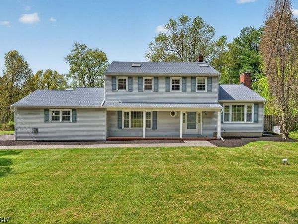 1393 Mallard Dr, Bridgewater, NJ 08836