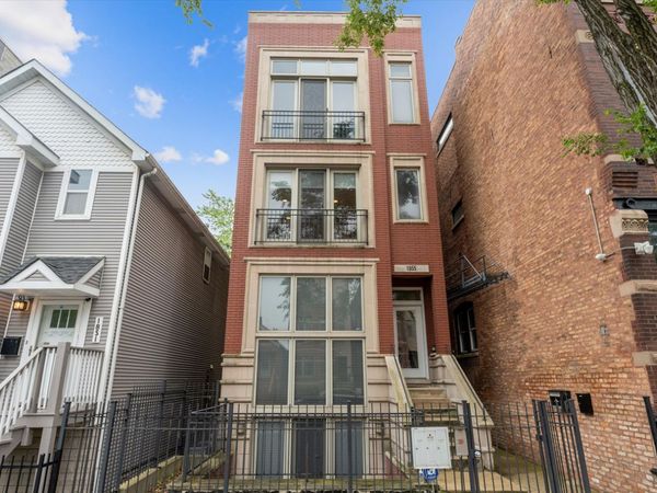 1855 W ARMITAGE Avenue, Unit 2, Chicago, IL 60622
