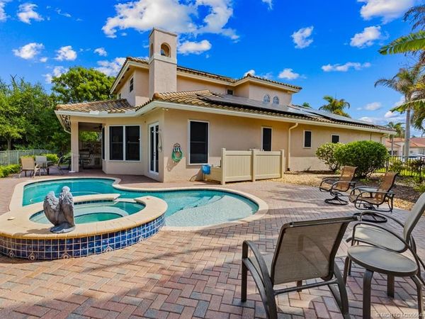 904 SW Pebble Lane, Palm City, FL 34990