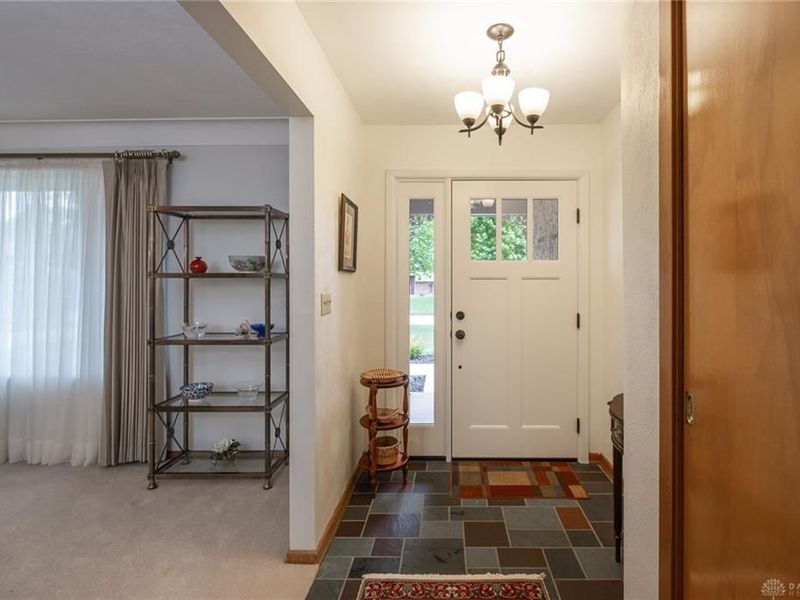 2100 Crab Tree Drive, Beavercreek, OH 45431 Photo 3