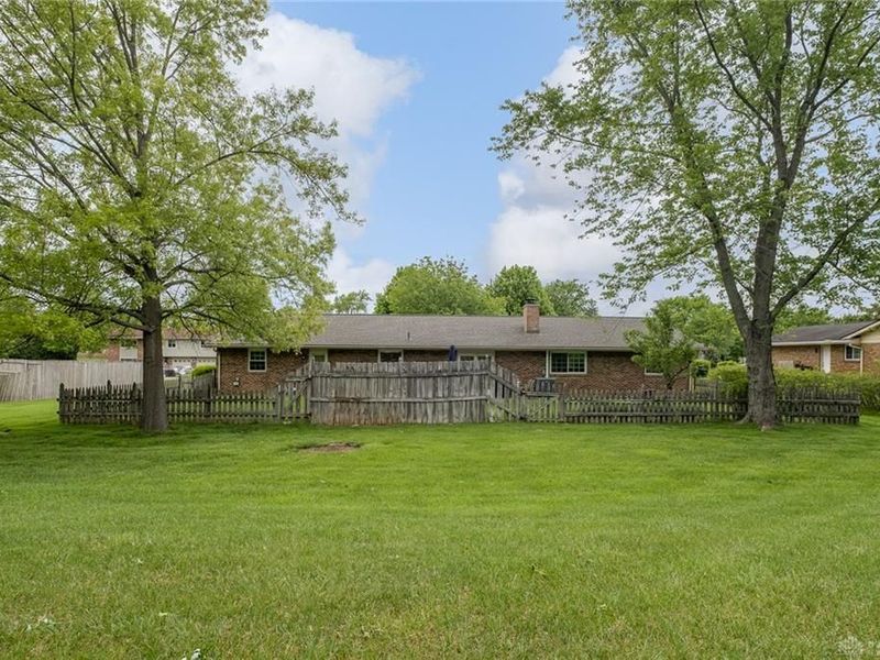 2100 Crab Tree Drive, Beavercreek, OH 45431 Photo 31