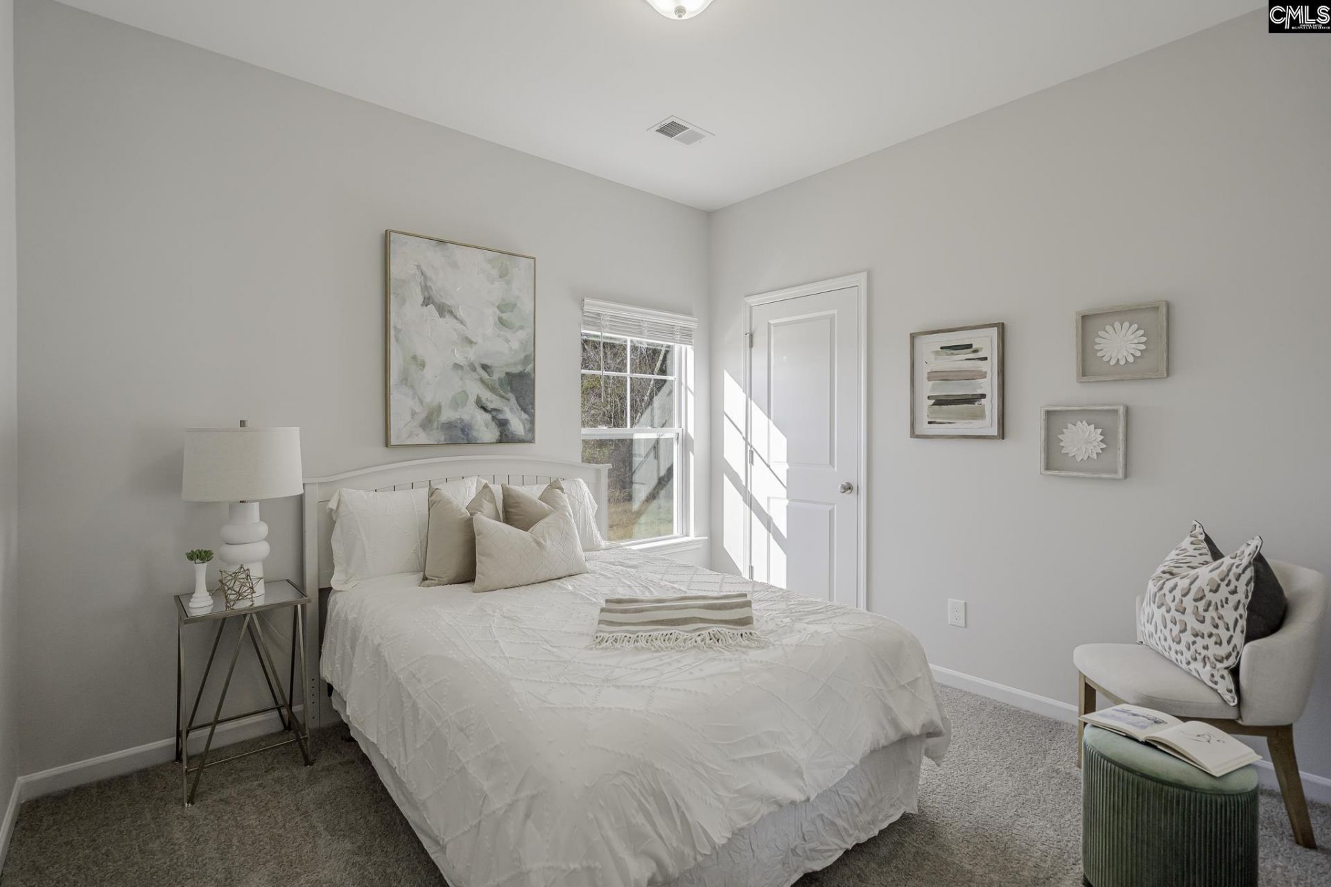 503 Bogarde Terrace  Photo 10