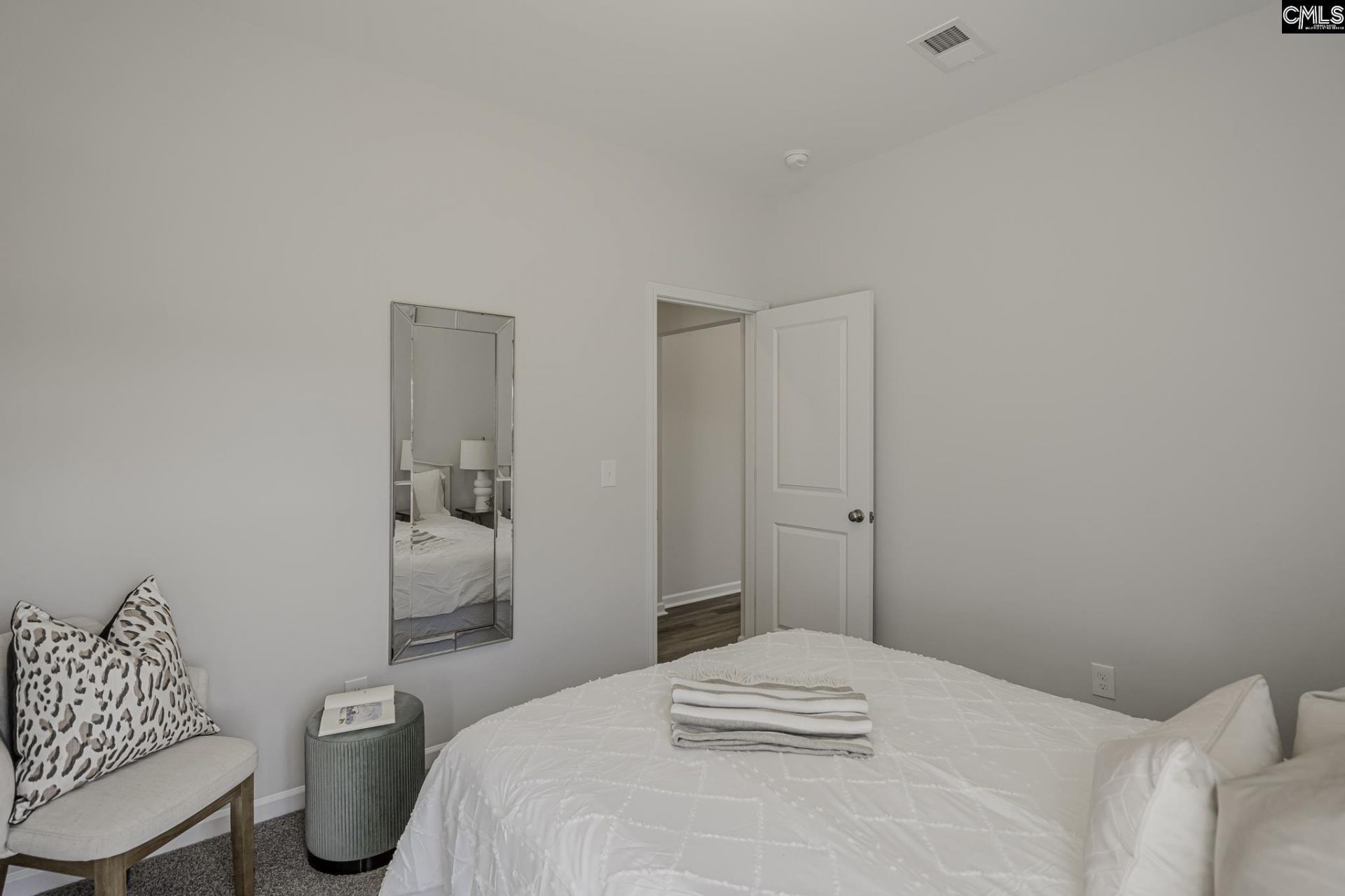 503 Bogarde Terrace  Photo 11