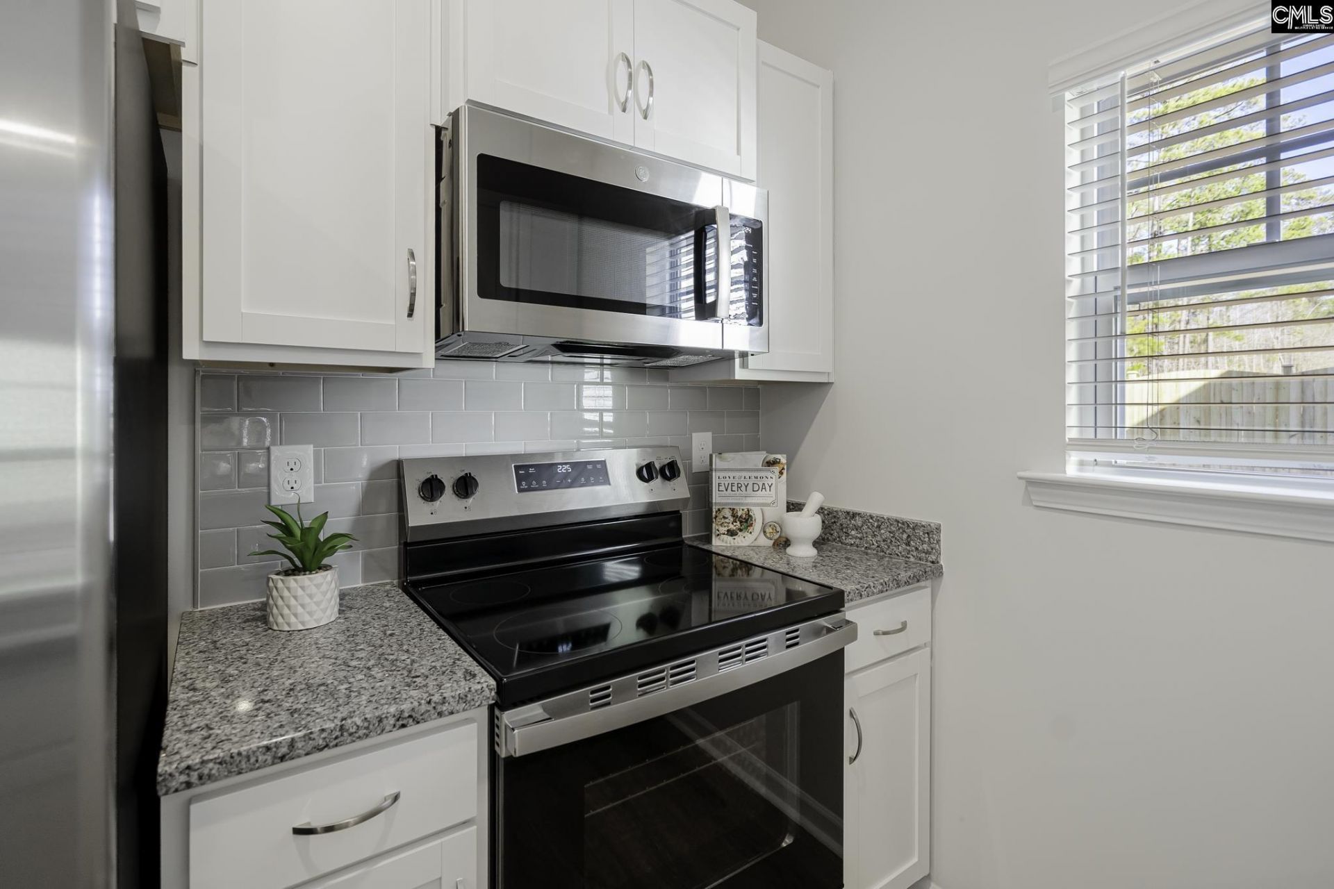 503 Bogarde Terrace  Photo 19