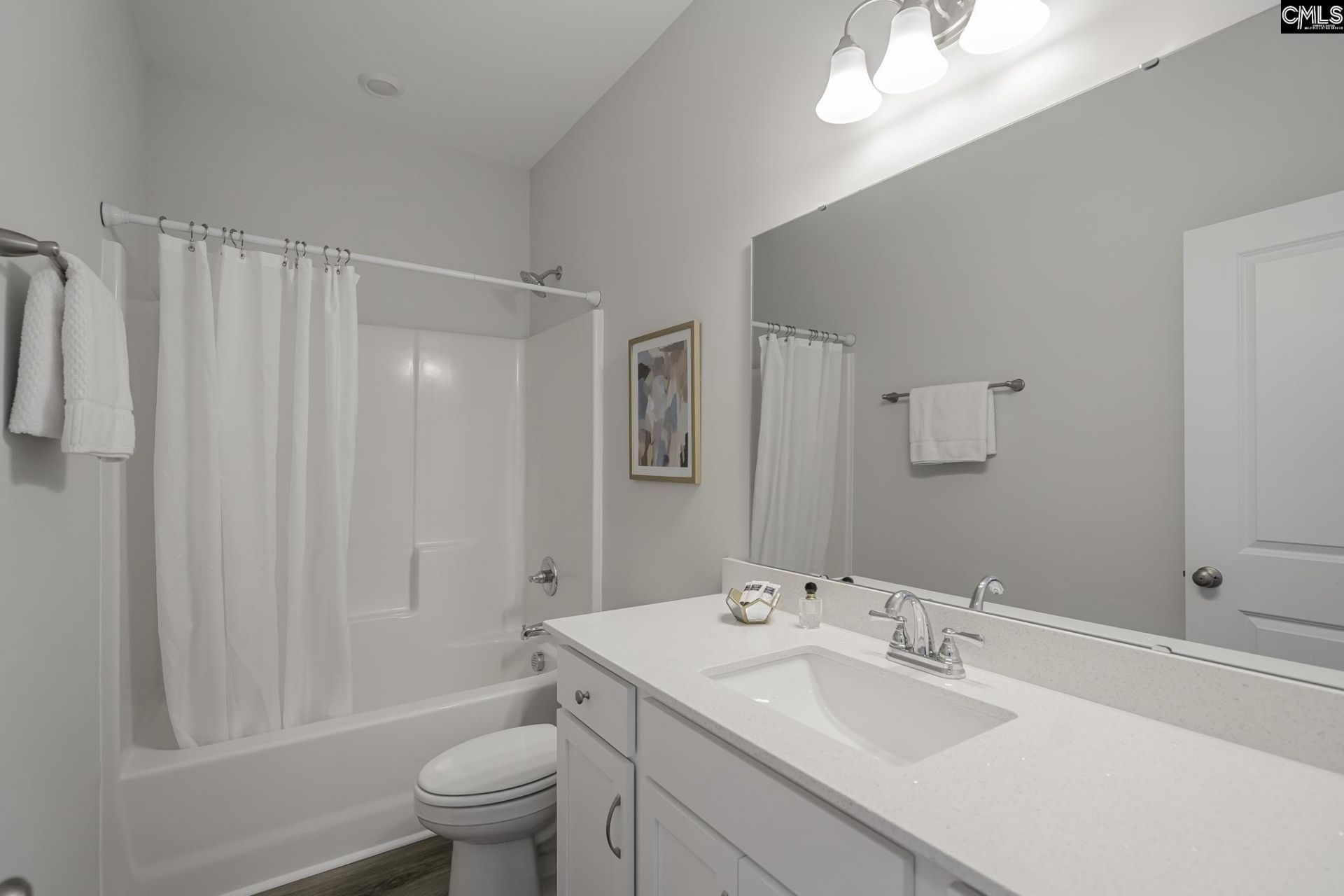 503 Bogarde Terrace  Photo 7