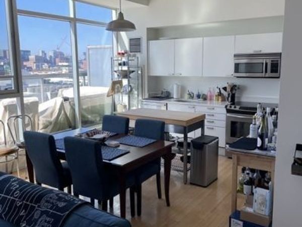 2 Earhart, Unit 914, Cambridge, MA 02141