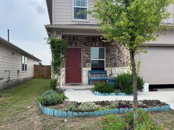 127 Levi LNDG, Kyle, TX 78640