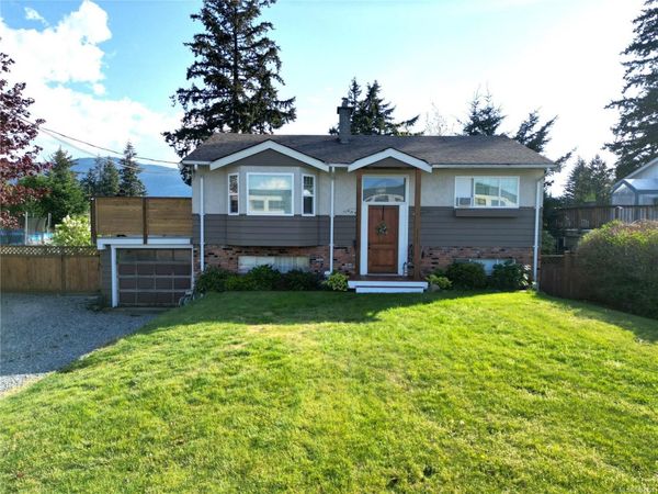 5151 Metral Dr , Nanaimo, BC V9T 2K7