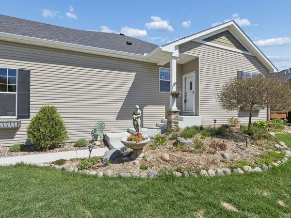 1051 Anthony Way, Victoria, MN 55386