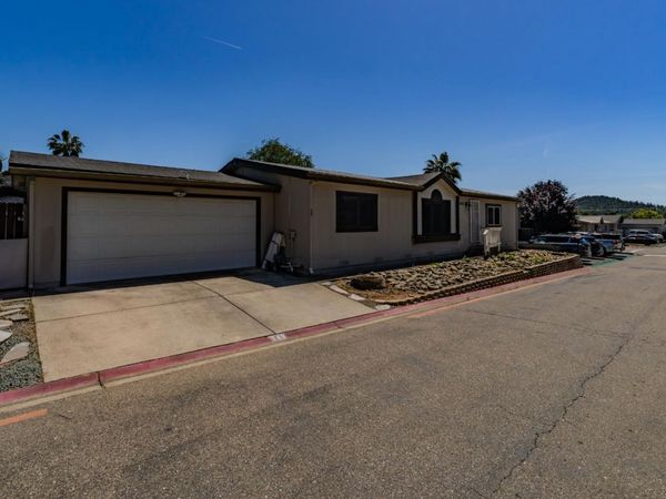5878 W Park Dr, Ione, CA 95640