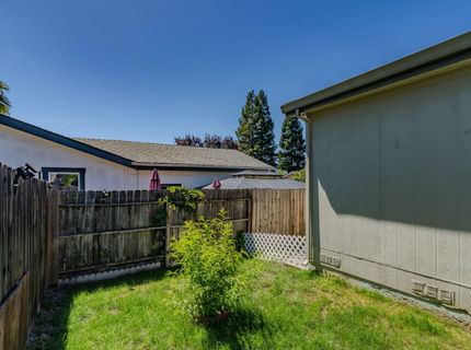 5878 W Park Dr, Ione, CA 95640 Photo