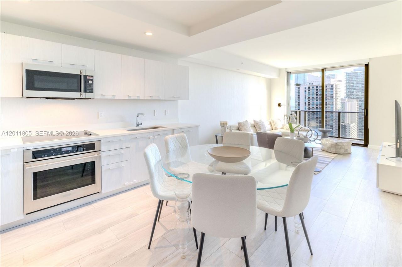 55 SW 9th St , Unit 3404, Miami, FL 33130 Photo