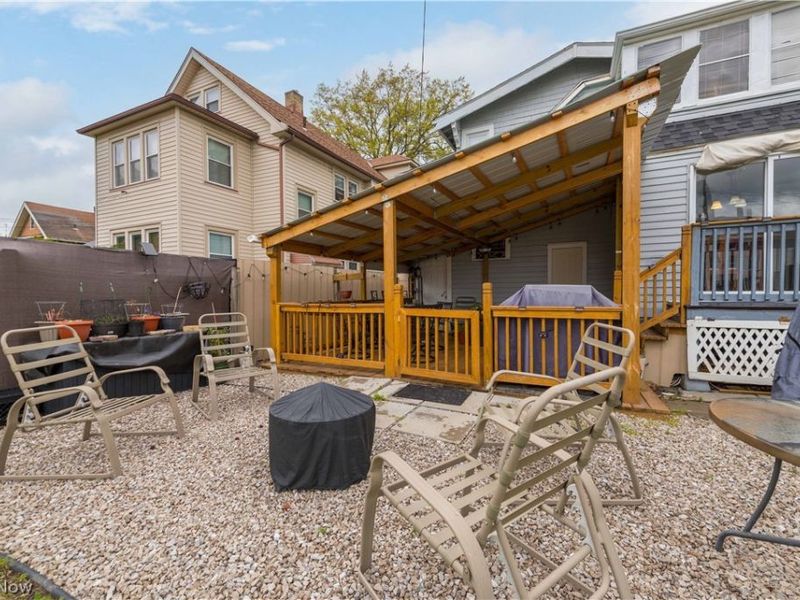 10801 Parkhurst Drive, Cleveland, OH 44111 Photo 41