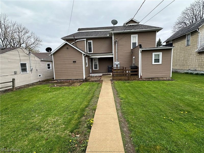 410 W Emerald Street, Willard, OH 44890 Photo 5