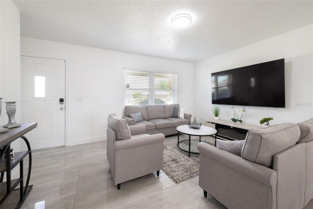 129 Coral Bell Court, Orlando, FL 32807 Photo