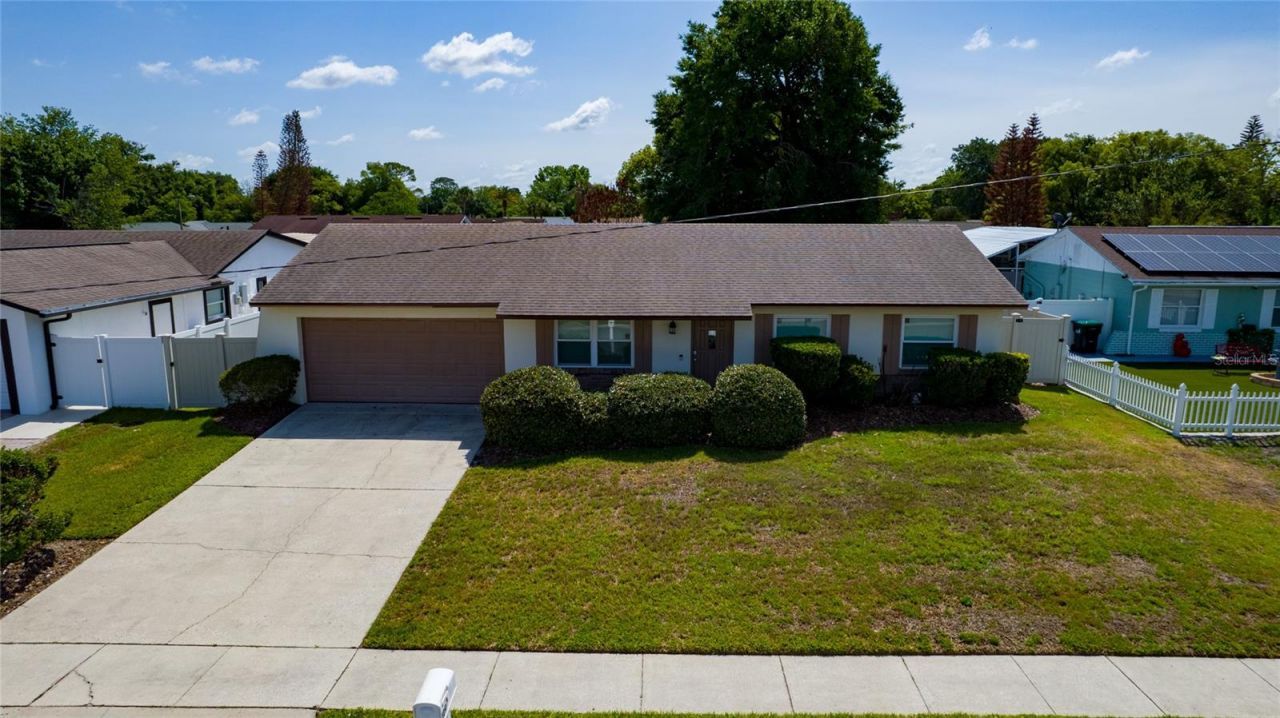 129 Coral Bell Court, Orlando, FL 32807 Photo