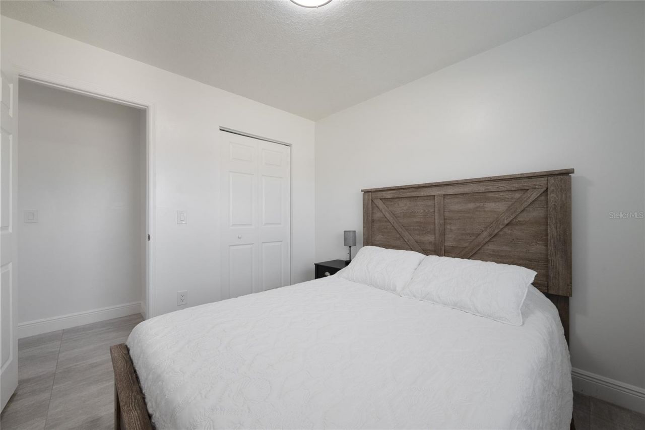 129 Coral Bell Court, Orlando, FL 32807 Photo