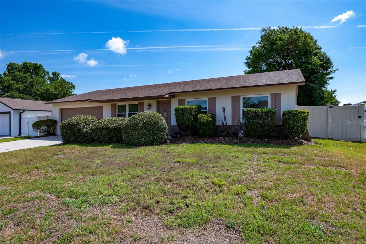 129 Coral Bell Court, Orlando, FL 32807 Photo