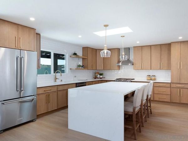 6211 SYRACUSE LANE, San Diego, CA 92122