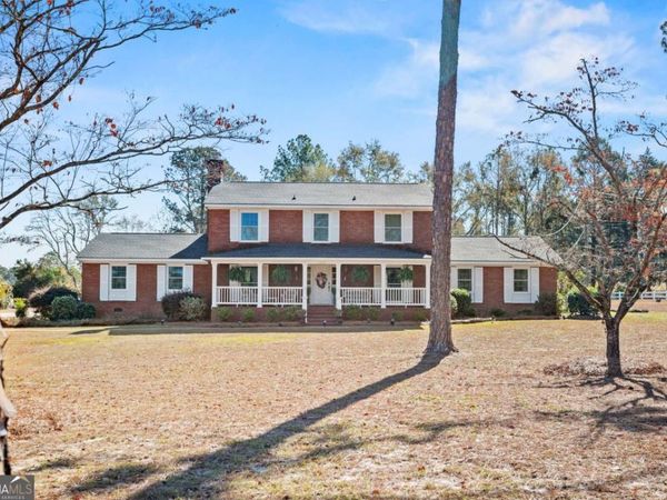 1407 Loop Road, Vidalia, GA 30474