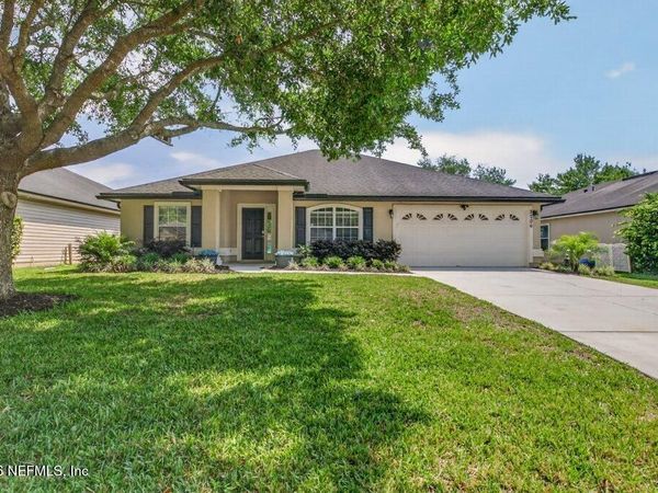 3706 SUMMIT OAKS Drive, Green Cove Springs, FL 32043