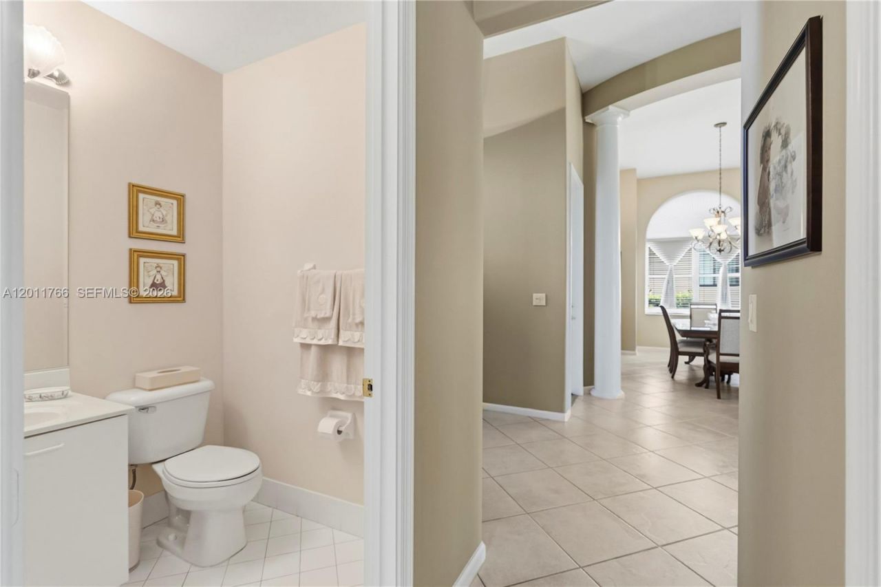 980 SW 171st Ter, Pembroke Pines, FL 33027 Photo