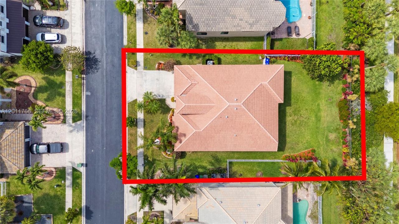 980 SW 171st Ter, Pembroke Pines, FL 33027 Photo