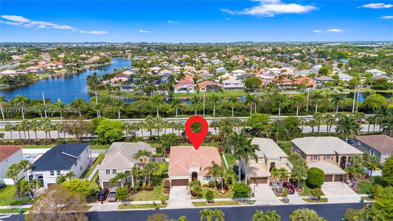 980 SW 171st Ter, Pembroke Pines, FL 33027 Photo