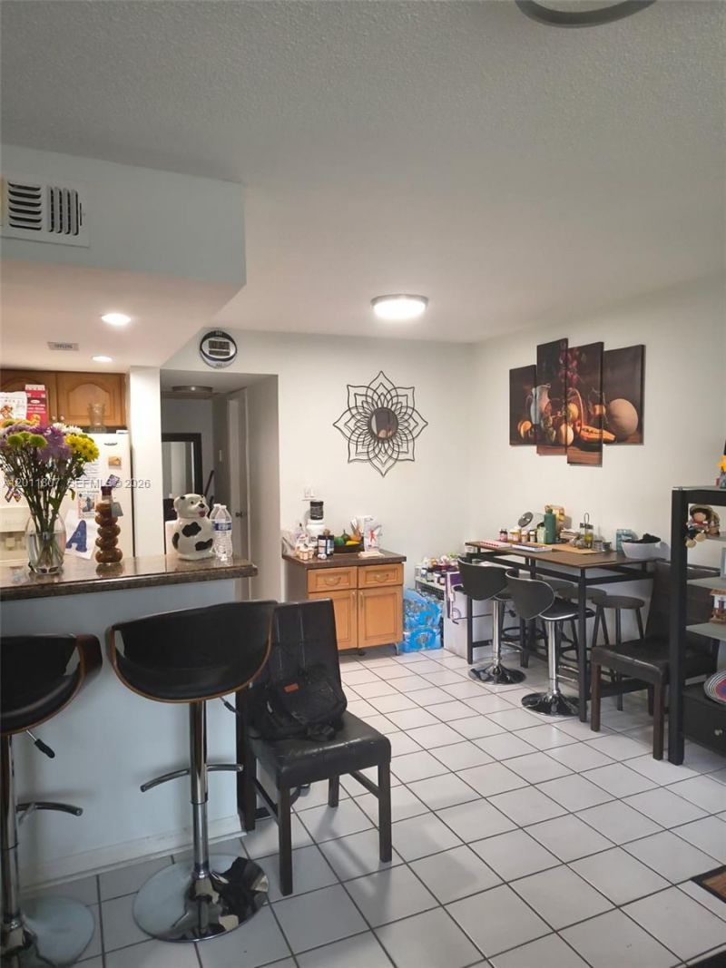 650 NW 86th Pl, Unit 3-101, Miami, FL 33126 Photo