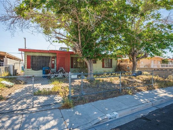 212 N Minnesota Street , Las Vegas, NV 89107