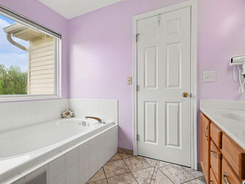 2187 Bluegrama Drive, Burlington, KY 41005 Photo 17
