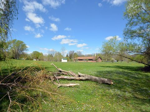 Main Photo