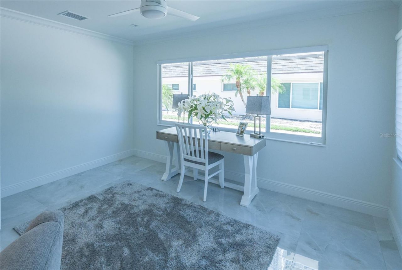 1900 Benjamin Franklin Drive , Unit V11, Sarasota, FL 34236 Photo