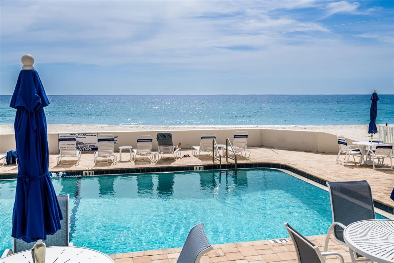 1900 Benjamin Franklin Drive , Unit V11, Sarasota, FL 34236 Photo