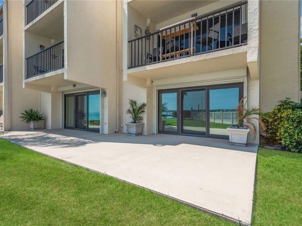 7520 SUNSHINE SKYWAY LANE S, Unit P5, ST PETERSBURG, FL 33711