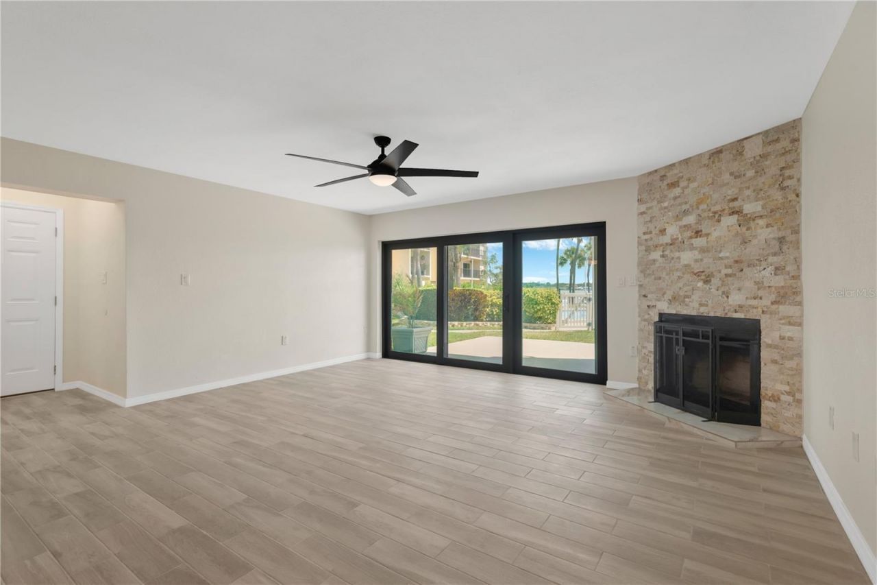 7520 Sunshine Skyway Lane S, Unit P5, Saint Petersburg, FL 33711 Photo