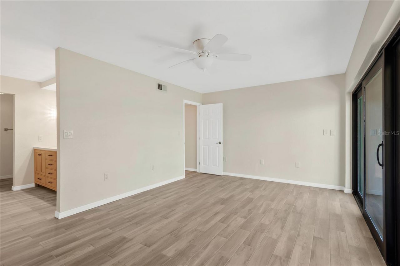 7520 Sunshine Skyway Lane S, Unit P5, Saint Petersburg, FL 33711 Photo