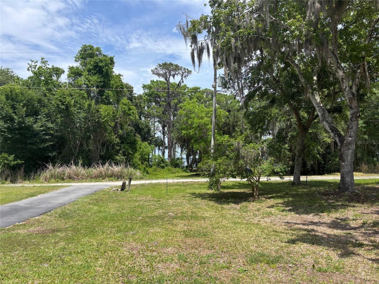333 Riviera Drive, Crescent City, FL 32112 Photo