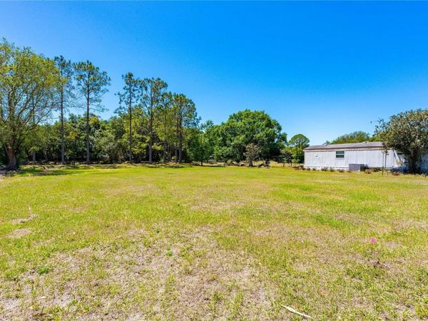 CHRIS DR. , WESLEY CHAPEL, FL 33543