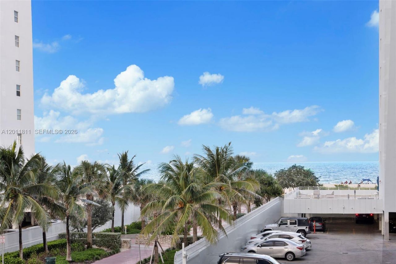 345 Ocean Dr, Unit 326, Miami Beach, FL 33139 Photo
