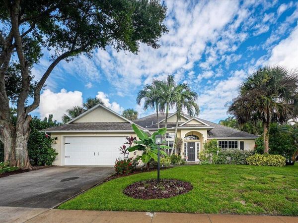 109 39th Drive, Vero Beach, FL 32968