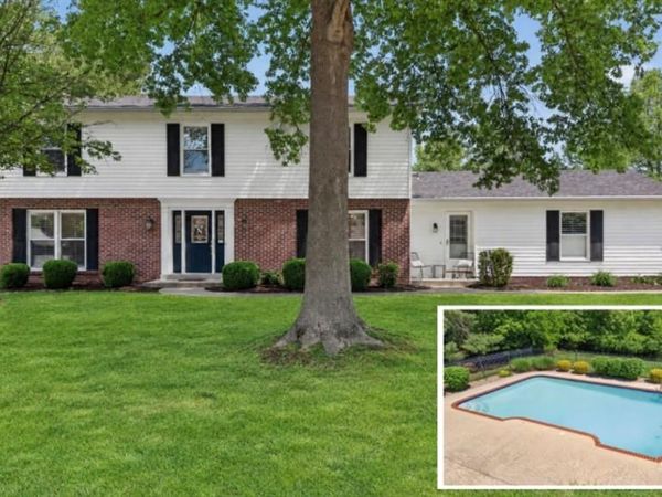 1868 Newburyport Road, Chesterfield, MO 63005