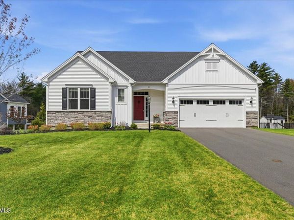 39 Berkeley Way, Saratoga Springs, NY 12866