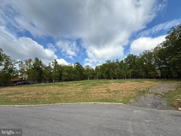 ARROWHEAD TRAIL , CUMBERLAND, MD 21502