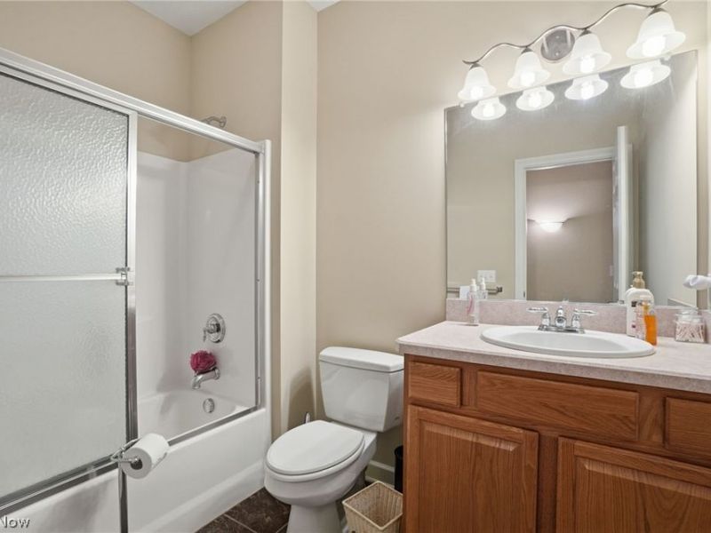 8220 Manor Gate Way, Mentor, OH 44060 Photo 20