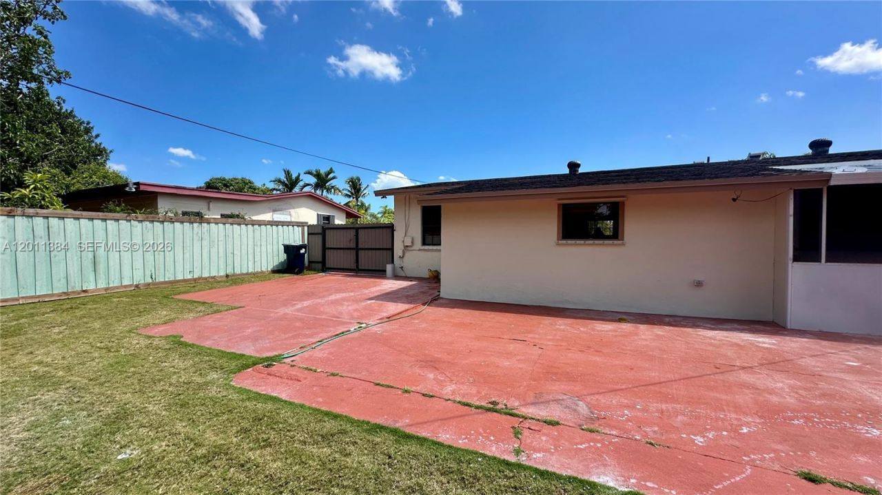 9625 SW 164th St , Miami, FL 33157 Photo