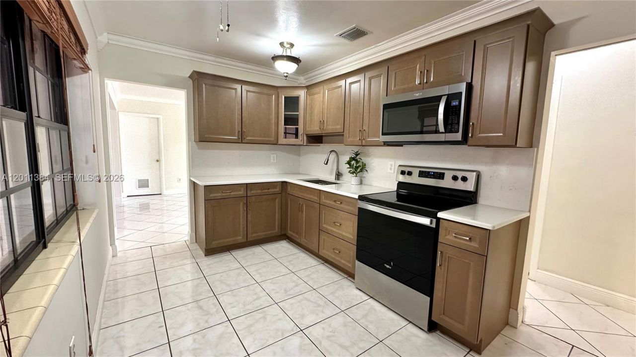 9625 SW 164th St , Miami, FL 33157 Photo