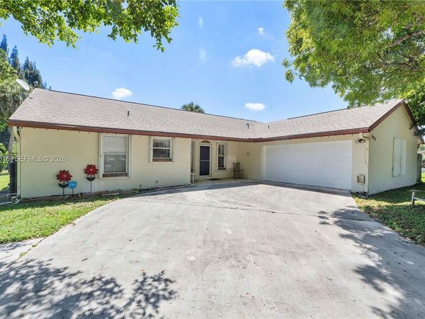 694 Dixie Ln, West Palm Beach, FL 33415