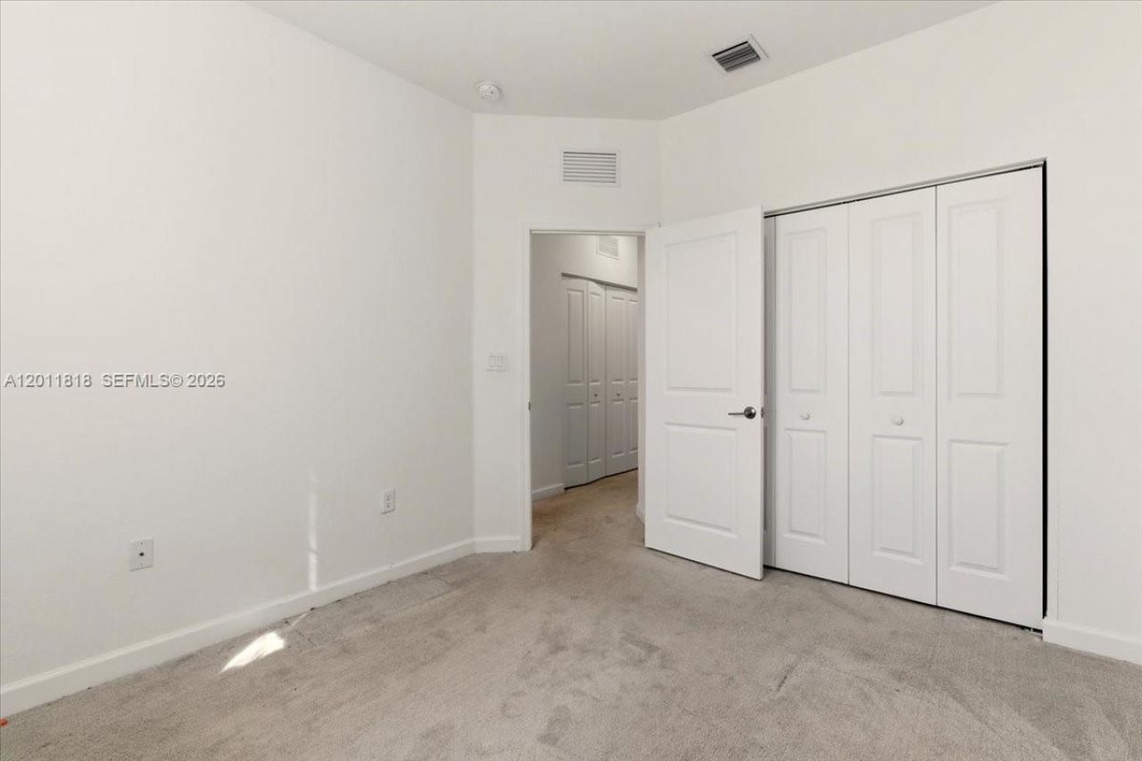 12865 NW 24th Ave, Miami, FL 33167 Photo